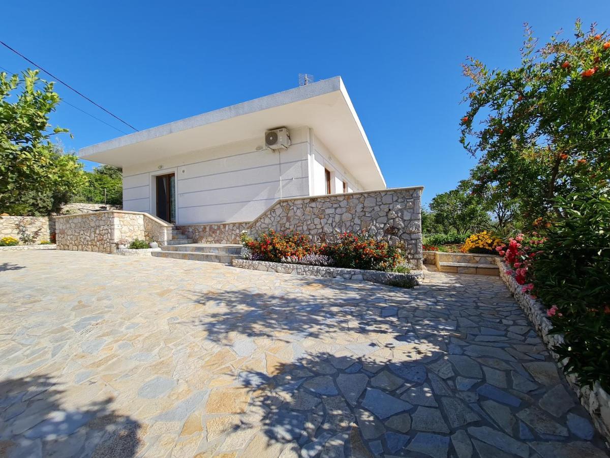 Guesthouse Redilka Ksamil Exterior photo