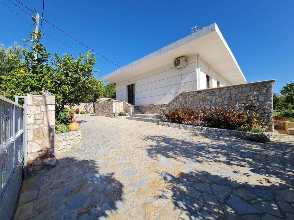 Guesthouse Redilka Ksamil Exterior photo