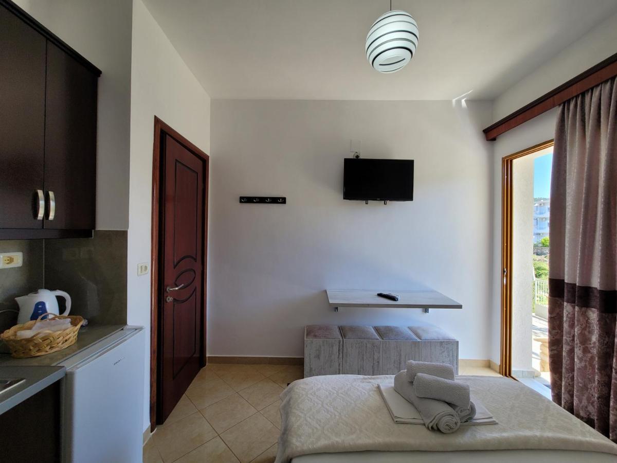 Guesthouse Redilka Ksamil Exterior photo