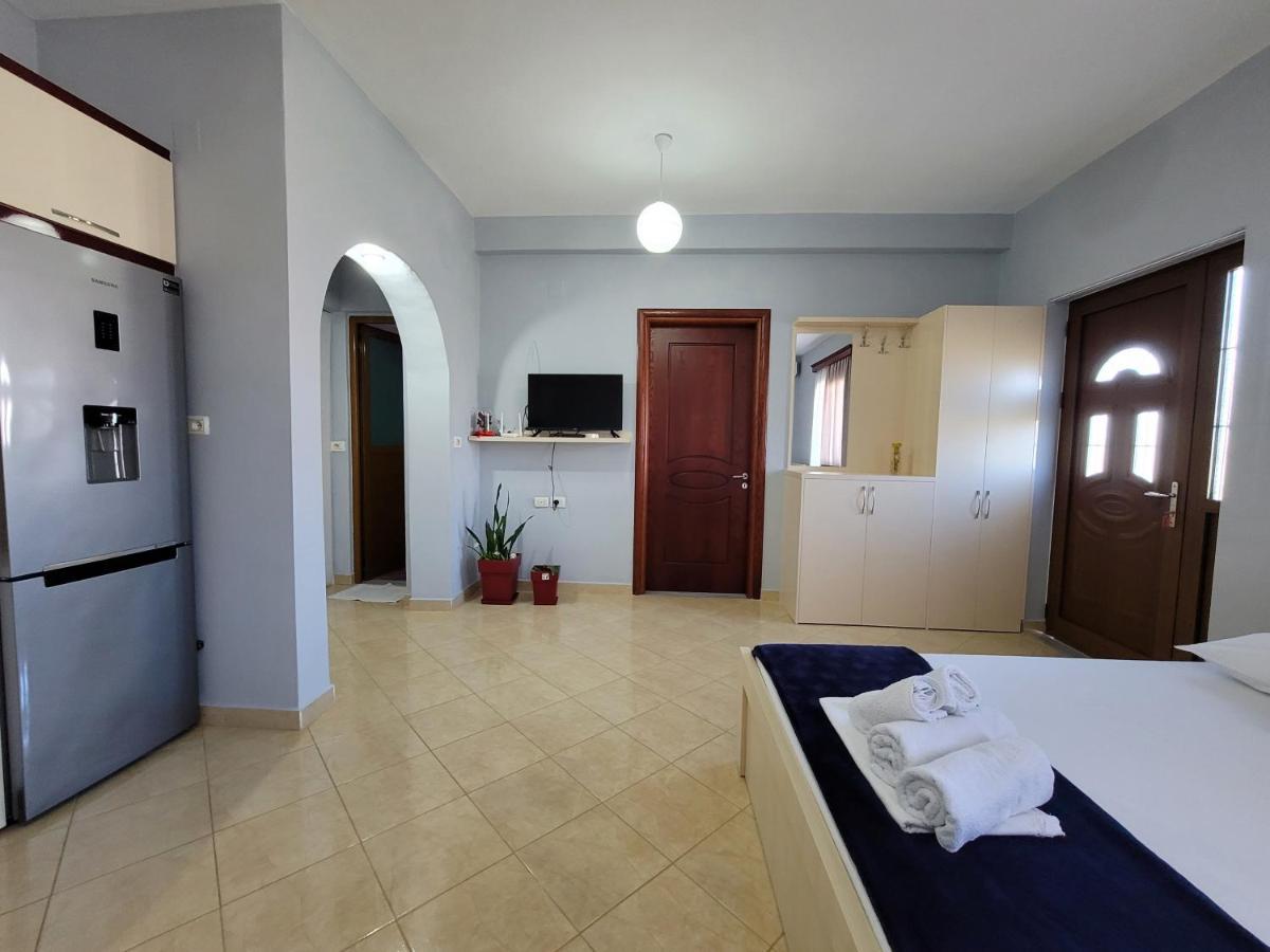 Guesthouse Redilka Ksamil Exterior photo
