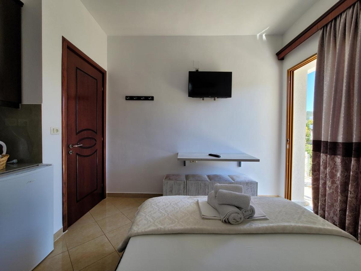 Guesthouse Redilka Ksamil Exterior photo