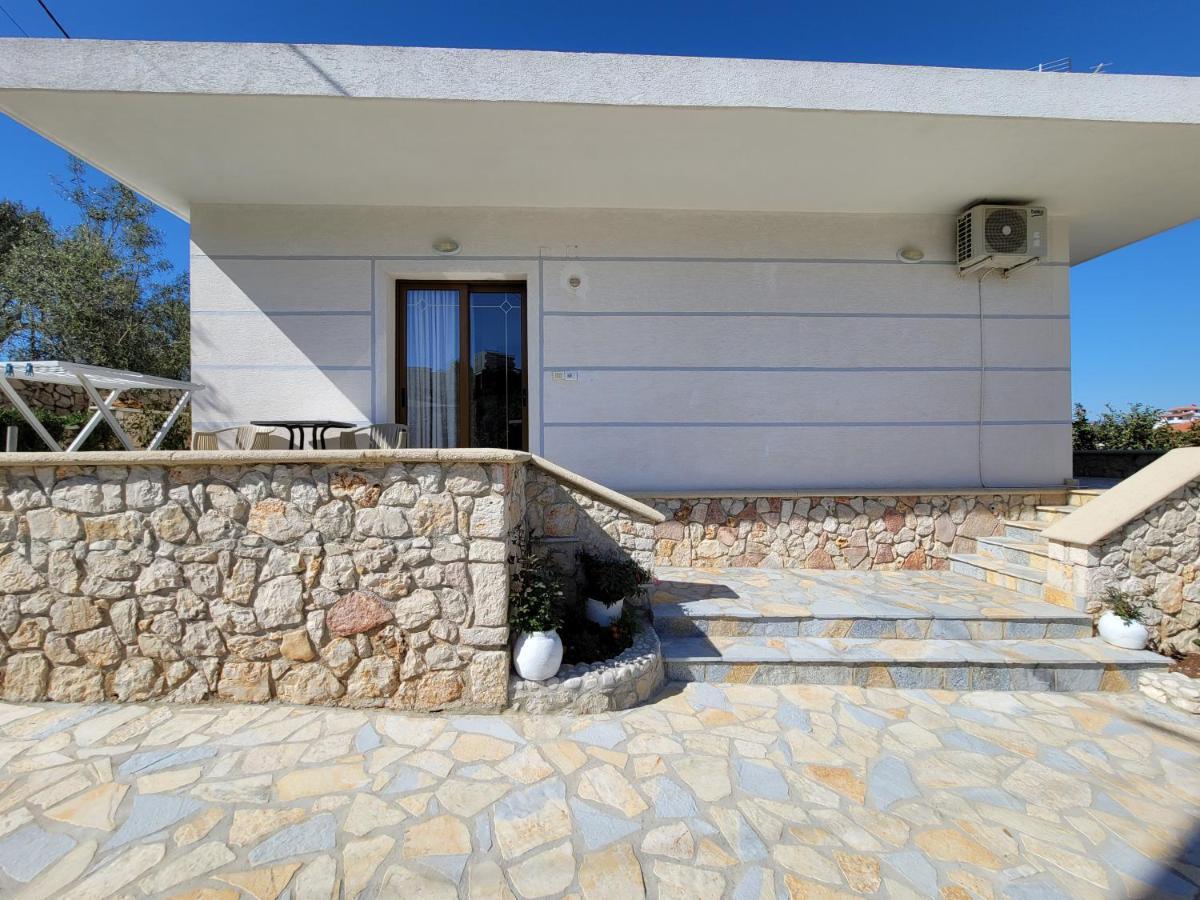 Guesthouse Redilka Ksamil Exterior photo